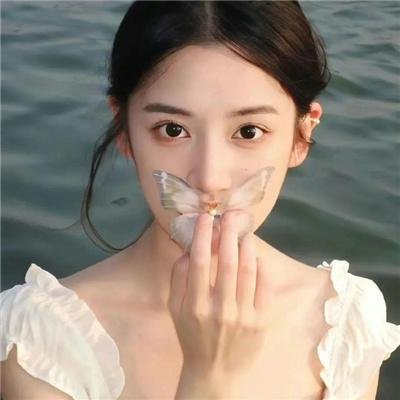 家政妇看见了!